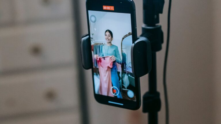 They Laughed When This Boutique Owner Started Selling Clothes Only on TikTok Live
