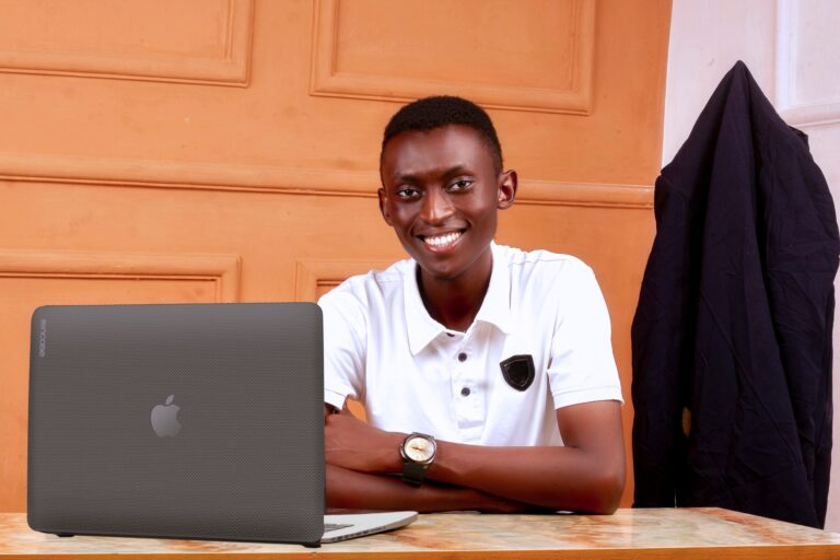 How to Set Up a LinkedIn Profile That Actually Gets Noticed in Tanzania’s Job Market